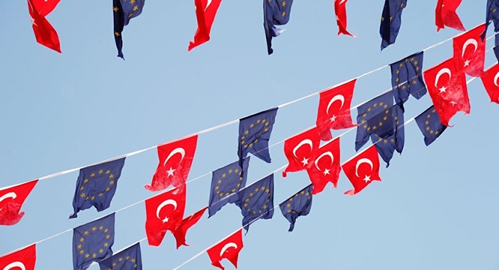 Türkiye ye 3 milyar euro luk mali yardım, AB yi karıştırdı